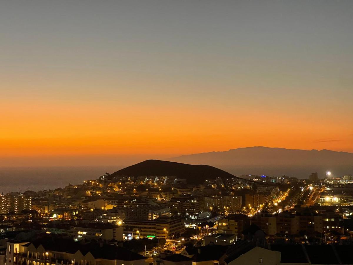 Apartament Sunset In The Heights Ocean View - Heated Pool Los Cristianos  Zewnętrze zdjęcie
